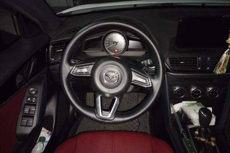 Used Mazda CX-4 2020 2.0L Automatic Two-Wheel Drive Blue Sky Exploration Edition Steering Wheel