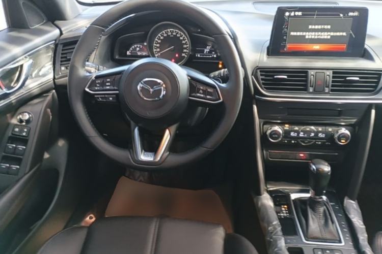 Used Mazda CX-4 2020 2.5L Automatic 2WD Sky-Drive Fun Edition Steering Wheel