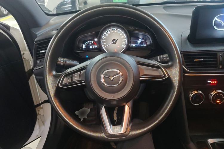 Used Mazda CX-4 2020 2.0L Automatic Two-Wheel Drive Blue Sky Dynamic Edition Steering Wheel
