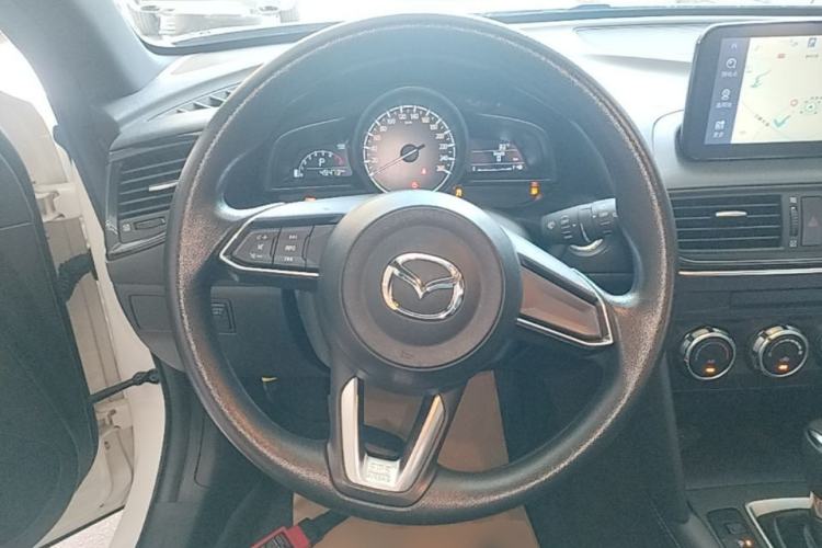 Used Mazda CX-4 2020 2.0L Automatic Two-Wheel Drive Blue Sky Dynamic Edition Steering Wheel