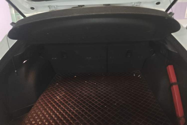 Used Mazda CX-4 2020 2.0L Automatic Two-Wheel Drive Blue Sky Dynamic Edition Trunk