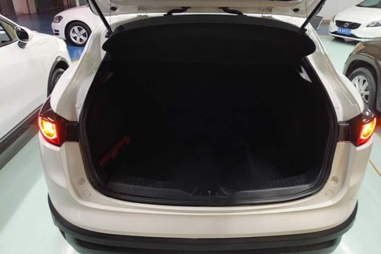 Used Mazda CX-4 2020 2.0L Automatic Two-Wheel Drive Blue Sky Exploration Edition Trunk
