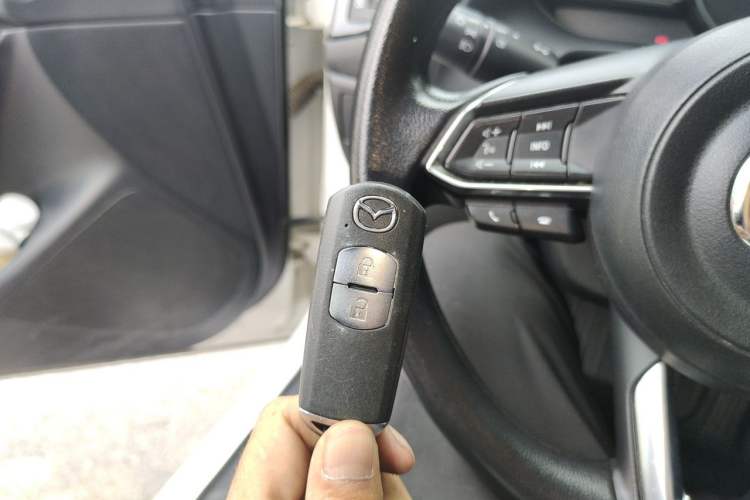 Used Mazda CX-4 2020 2.0L Automatic Two-Wheel Drive Blue Sky Exploration Edition Vehicle Key