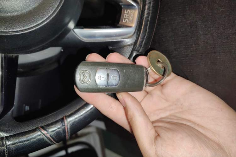 Used Mazda CX-4 2020 2.0L Automatic Two-Wheel Drive Blue Sky Dynamic Edition Vehicle Key