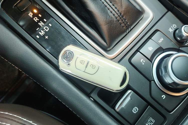 Used Mazda CX-4 2020 2.0L Automatic Two-Wheel Drive Blue Sky Dynamic Edition Vehicle Key