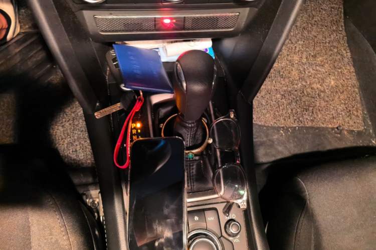 Used Mazda CX-4 2021 2.0L Automatic Two-Wheel Drive Blue Sky Exploration Edition Gear Lever