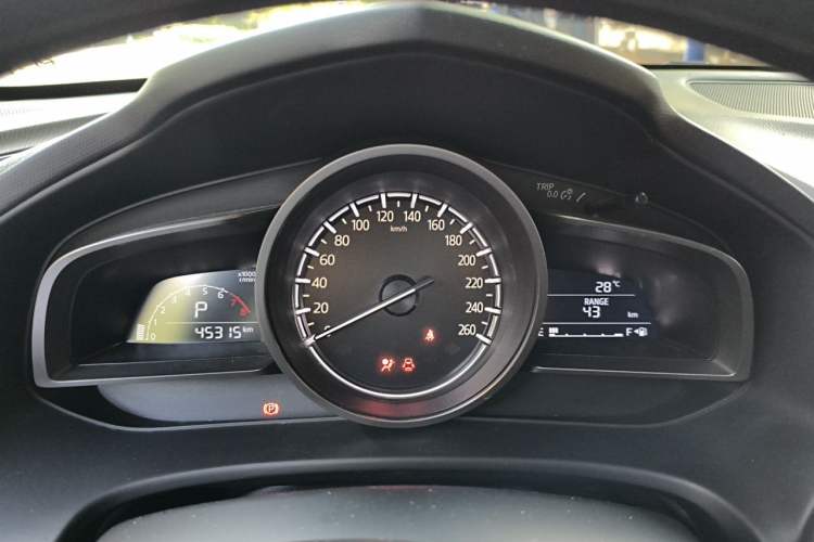 Used Mazda CX-4 2021 2.0L Automatic Two-Wheel Drive Blue Sky Exploration Edition Instrument Cluster