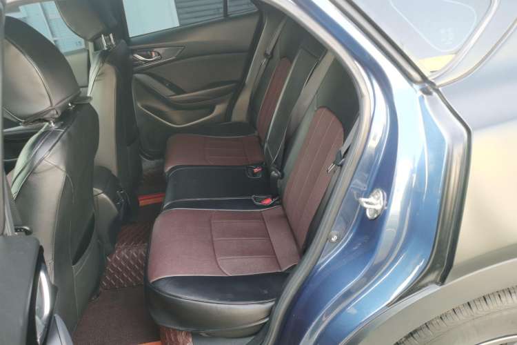 Used Mazda CX-4 2021 2.0L Automatic Two-Wheel Drive Blue Sky Exploration Edition Left Rear Seat
