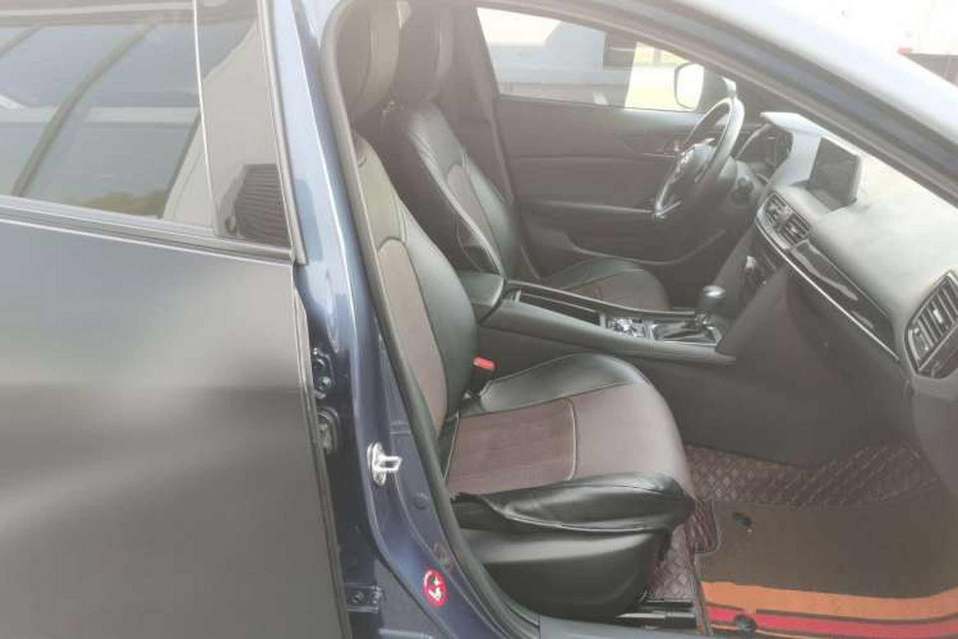 Used Mazda CX-4 2021 2.0L Automatic Two-Wheel Drive Blue Sky Exploration Edition Right Front Seat