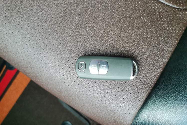 Used Mazda CX-4 2021 2.0L Automatic Two-Wheel Drive Blue Sky Exploration Edition Vehicle Key
