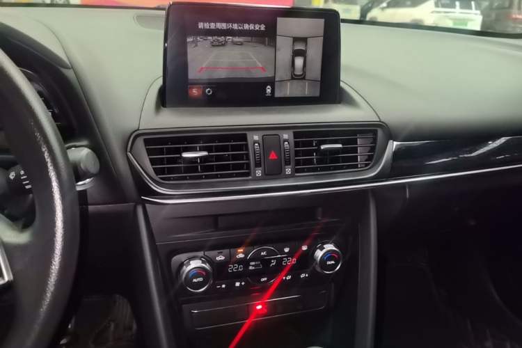 Used Mazda CX-4 2021 2.0L Automatic Two-Wheel Drive Blue Sky Exploration Edition Audio And AC Panel