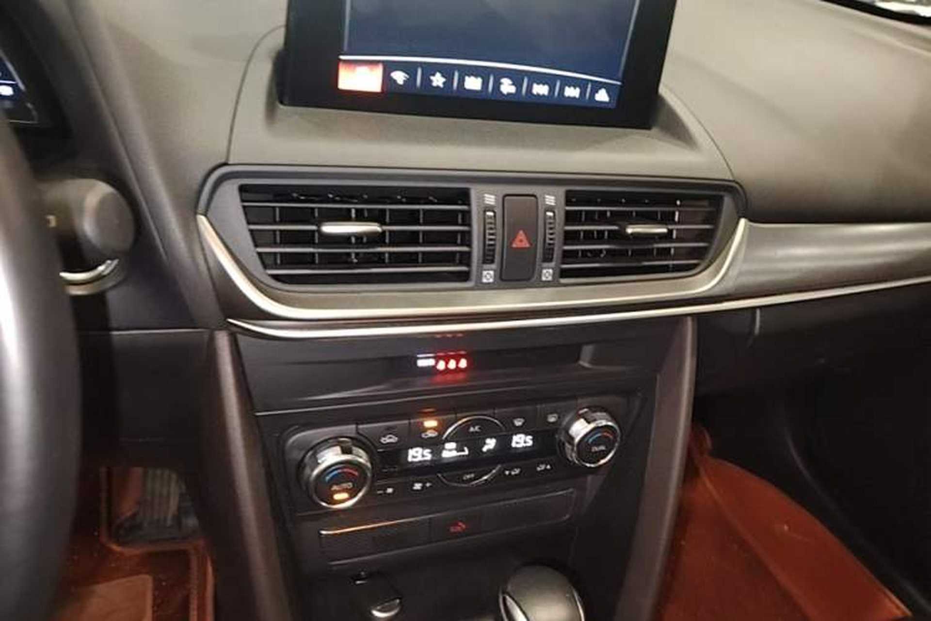 Used Mazda CX-4 2021 2.0L Automatic Two-Wheel Drive Blue Sky Luxury Edition Audio And AC Panel