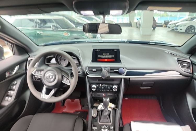 Used Mazda CX-4 2021 2.0L Automatic Two-Wheel Drive Blue Sky Exploration Edition Center Console