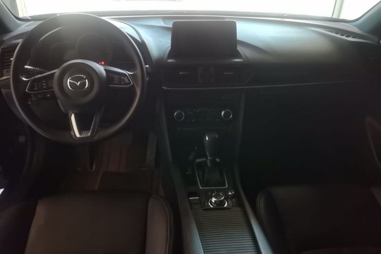 Used Mazda CX-4 2021 2.0L Automatic Two-Wheel Drive Blue Sky Exploration Edition Center Console