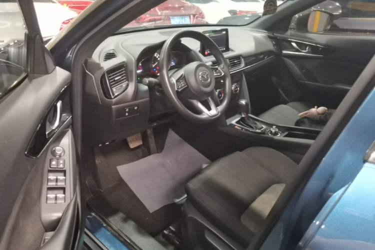 Used Mazda CX-4 2021 2.0L Automatic Two-Wheel Drive Blue Sky Dynamic Edition Driver Seat