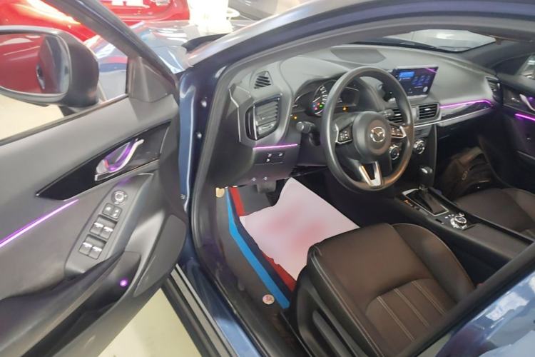 Used Mazda CX-4 2021 2.0L Automatic Two-Wheel Drive Blue Sky Dynamic Edition Driver Seat