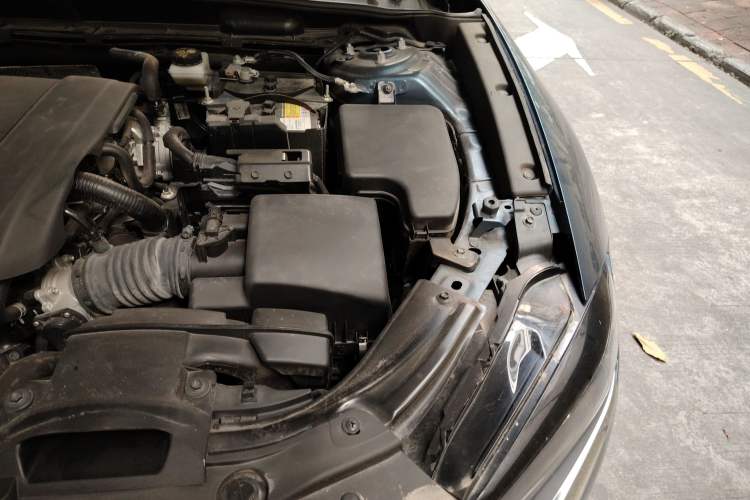 Used Mazda CX-4 2021 2.0L Automatic Two-Wheel Drive Blue Sky Dynamic Edition Engine Bay Left