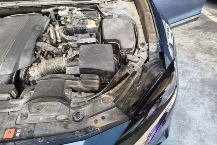 Used Mazda CX-4 2021 2.0L Automatic Two-Wheel Drive Blue Sky Dynamic Edition Engine Bay Left