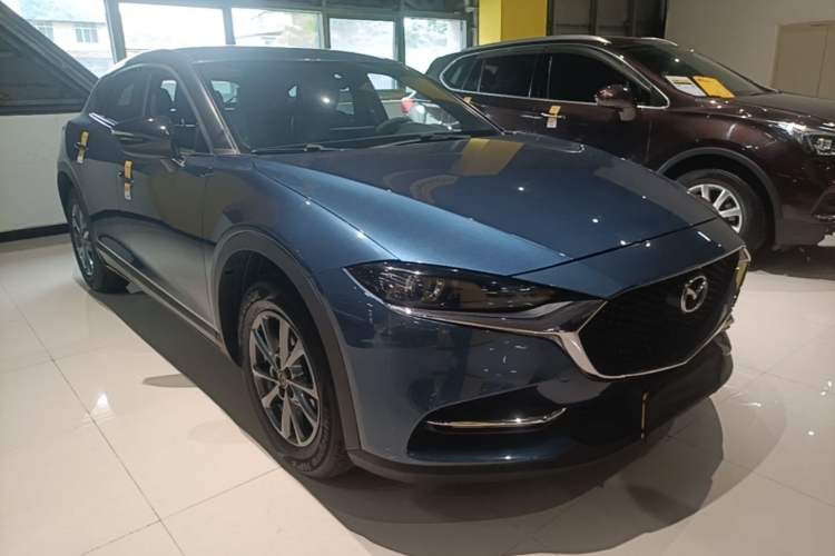 Used Mazda CX-4 2021 2.0L Automatic Two-Wheel Drive Blue Sky Dynamic Edition Exterior 1