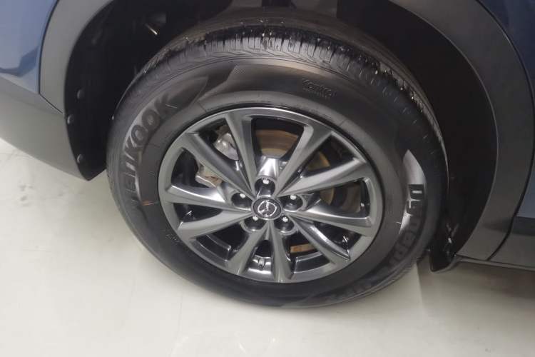 Used Mazda CX-4 2021 2.0L Automatic Two-Wheel Drive Blue Sky Dynamic Edition Exterior 3