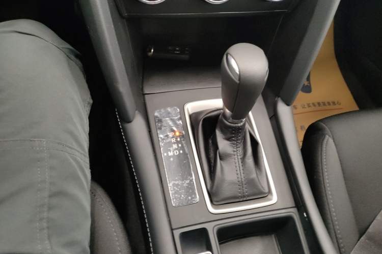 Used Mazda CX-4 2021 2.0L Automatic Two-Wheel Drive Blue Sky Dynamic Edition Gear Lever