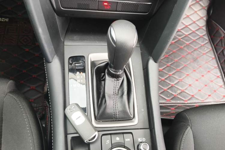 Used Mazda CX-4 2021 2.0L Automatic Two-Wheel Drive Blue Sky Exploration Edition Gear Lever
