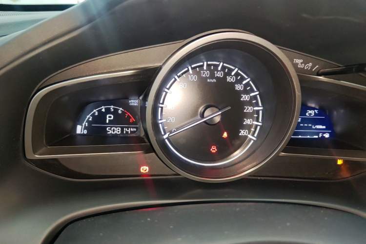 Used Mazda CX-4 2021 2.0L Automatic Two-Wheel Drive Blue Sky Luxury Edition Instrument Cluster