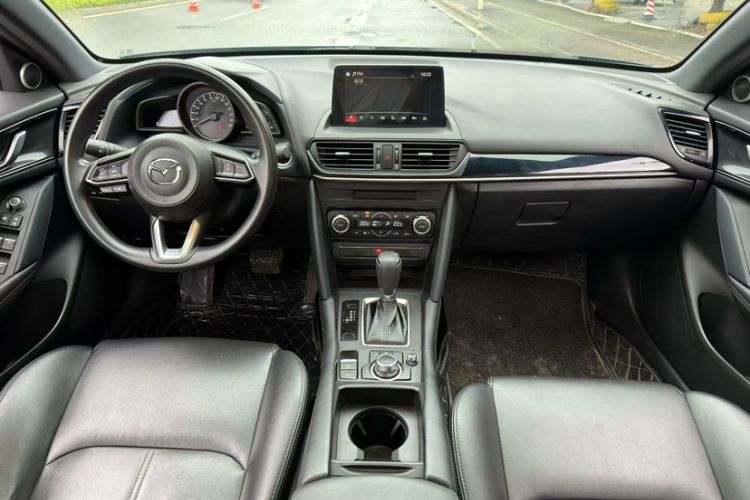 Used Mazda CX-4 2021 2.0L Automatic Two-Wheel Drive Blue Sky Exploration Edition Interior 2