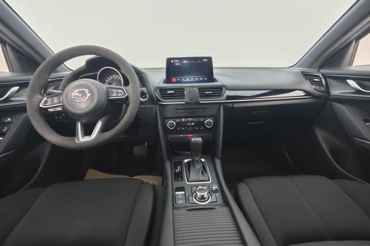 Used Mazda CX-4 2021 2.0L Automatic Two-Wheel Drive Blue Sky Exploration Edition Interior 4