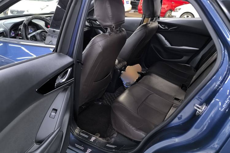 Used Mazda CX-4 2021 2.0L Automatic Two-Wheel Drive Blue Sky Dynamic Edition Interior 8