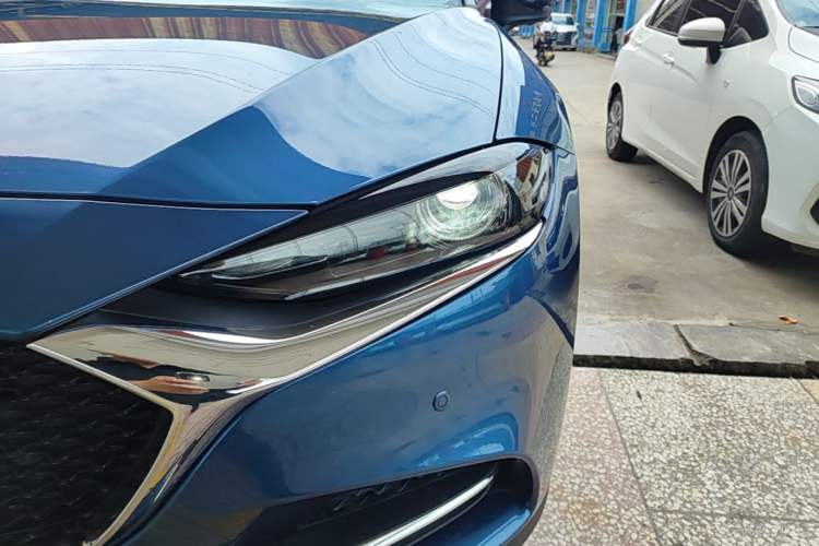 Used Mazda CX-4 2021 2.0L Automatic Two-Wheel Drive Blue Sky Exploration Edition Left Front Headlight