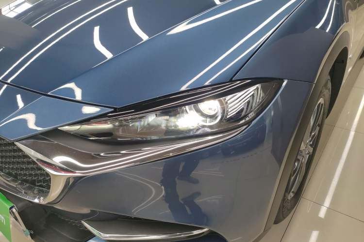 Used Mazda CX-4 2021 2.0L Automatic Two-Wheel Drive Blue Sky Dynamic Edition Left Front Headlight