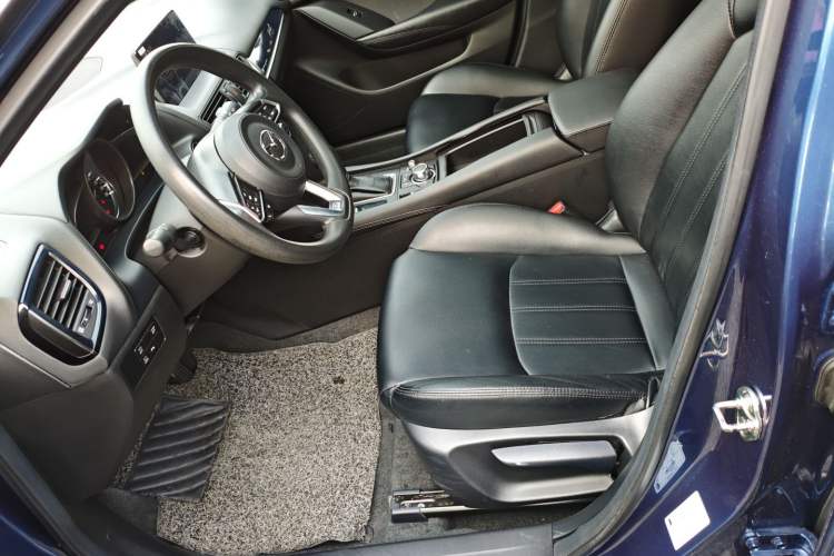 Used Mazda CX-4 2021 2.0L Automatic Two-Wheel Drive Blue Sky Exploration Edition Left Front Seat