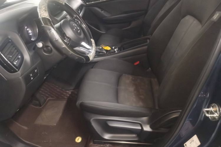 Used Mazda CX-4 2021 2.0L Automatic Two-Wheel Drive Blue Sky Dynamic Edition Left Front Seat