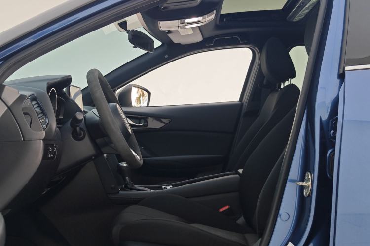 Used Mazda CX-4 2021 2.0L Automatic Two-Wheel Drive Blue Sky Exploration Edition Left Front Seat
