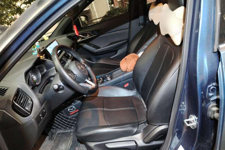 Used Mazda CX-4 2021 2.0L Automatic Two-Wheel Drive Blue Sky Dynamic Edition Left Front Seat