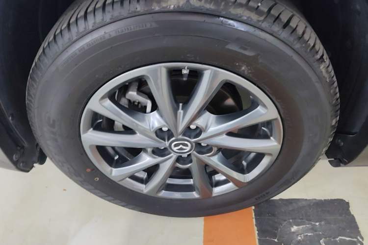 Used Mazda CX-4 2021 2.0L Automatic Two-Wheel Drive Blue Sky Dynamic Edition Left Front Wheel Hub