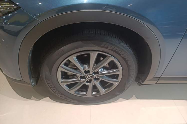 Used Mazda CX-4 2021 2.0L Automatic Two-Wheel Drive Blue Sky Dynamic Edition Left Front Wheel Hub