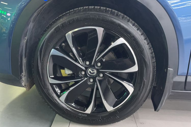 Used Mazda CX-4 2021 2.5L Automatic 2WD Sky-Drive Fun Edition Left Front Wheel Hub
