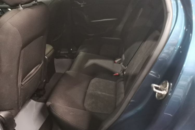 Used Mazda CX-4 2021 2.0L Automatic Two-Wheel Drive Blue Sky Dynamic Edition Left Rear Seat