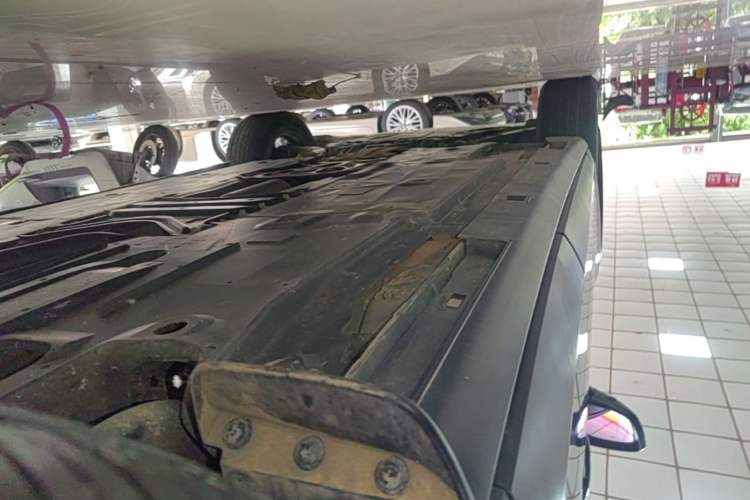 Used Mazda CX-4 2021 2.0L Automatic Two-Wheel Drive Blue Sky Exploration Edition Left Side Sill