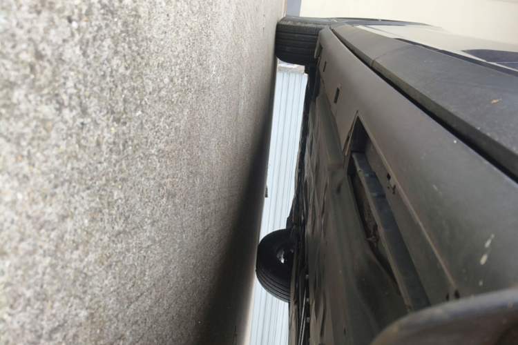 Used Mazda CX-4 2021 2.0L Automatic Two-Wheel Drive Blue Sky Exploration Edition Left Side Sill