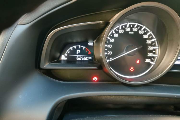 Used Mazda CX-4 2021 2.0L Automatic Two-Wheel Drive Blue Sky Dynamic Edition Odometer Close Up
