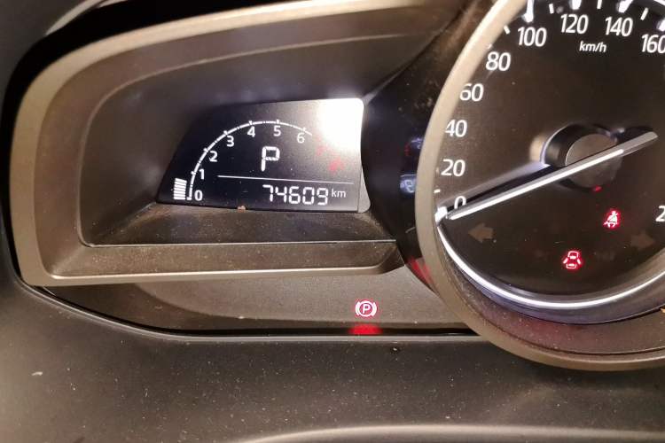 Used Mazda CX-4 2021 2.0L Automatic Two-Wheel Drive Blue Sky Dynamic Edition Odometer Close Up