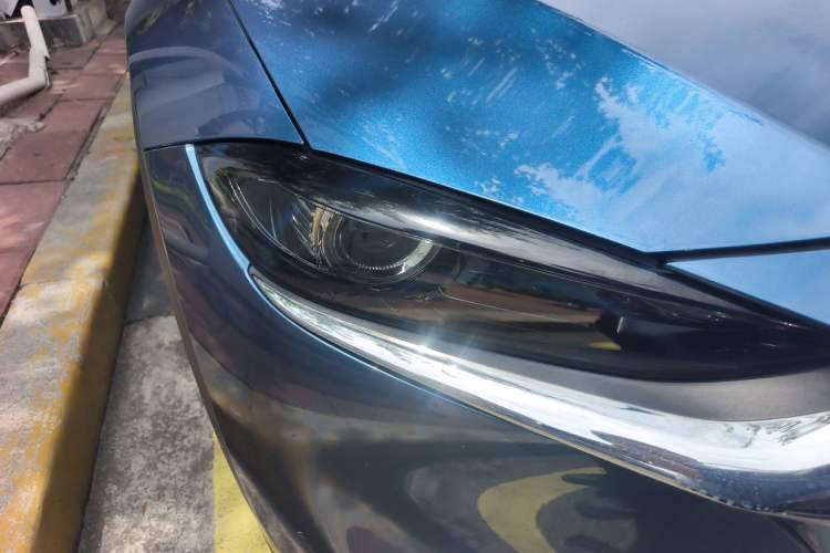Used Mazda CX-4 2021 2.0L Automatic Two-Wheel Drive Blue Sky Dynamic Edition Right Front Headlight