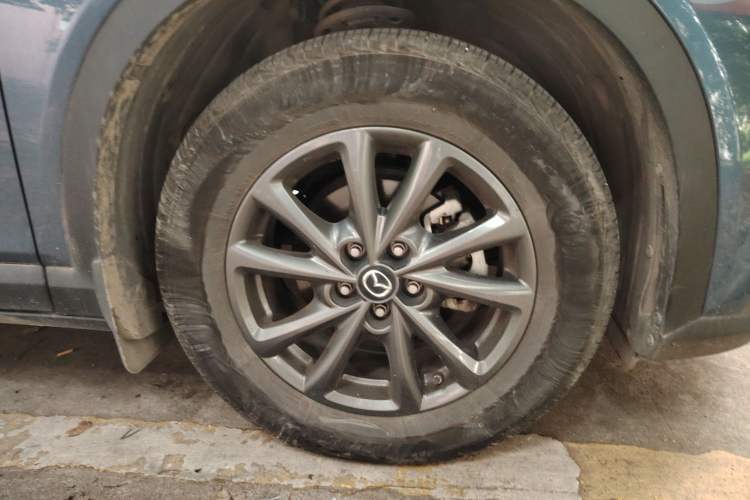 Used Mazda CX-4 2021 2.0L Automatic Two-Wheel Drive Blue Sky Dynamic Edition Right Front Wheel Hub