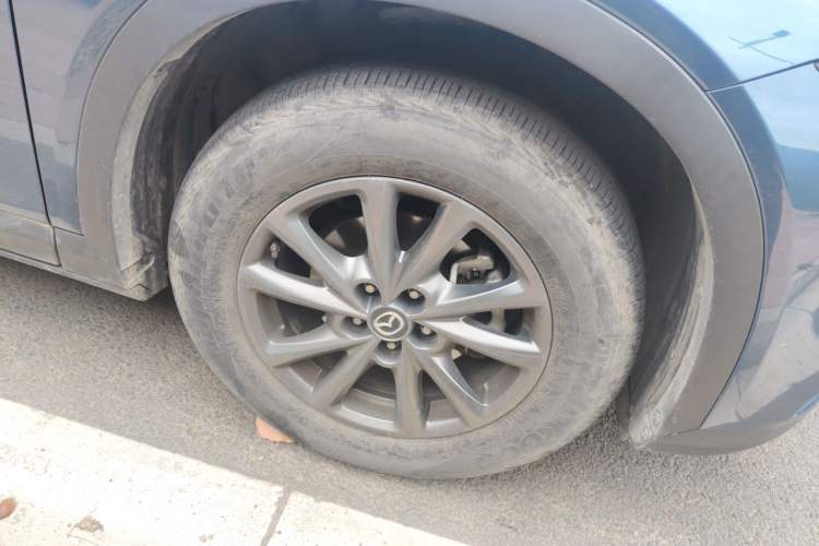 Used Mazda CX-4 2021 2.0L Automatic Two-Wheel Drive Blue Sky Luxury Edition Right Front Wheel Hub