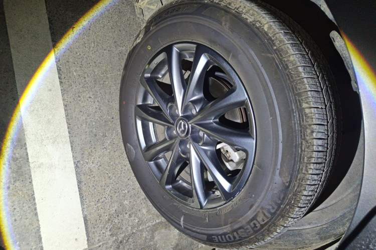 Used Mazda CX-4 2021 2.0L Automatic Two-Wheel Drive Blue Sky Exploration Edition Right Front Wheel Hub