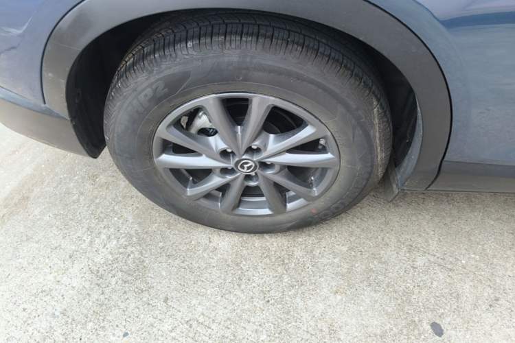Used Mazda CX-4 2021 2.0L Automatic Two-Wheel Drive Blue Sky Exploration Edition Right Rear Wheel Hub