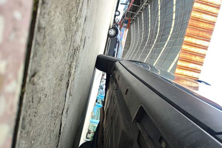 Used Mazda CX-4 2021 2.0L Automatic Two-Wheel Drive Blue Sky Exploration Edition Right Side Sill